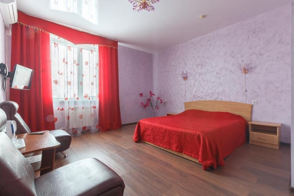 Двухместный (Стандартный двухместный номер с 1 кроватью) отеля Грилуиз, Красноярск