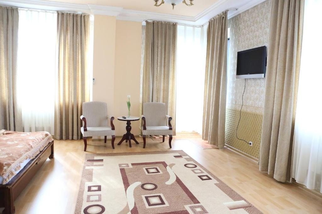 Двухместный (Двухместный номер с 2 отдельными кроватями) отеля ТОО FORPOST ID, Алматы