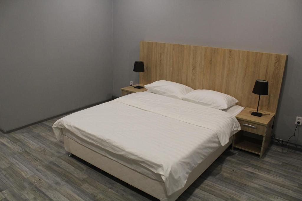 Двухместный (Двухместный номер Делюкс с 1 кроватью или 2 отдельными кроватями) отеля Hotel Inju Hills, Астана