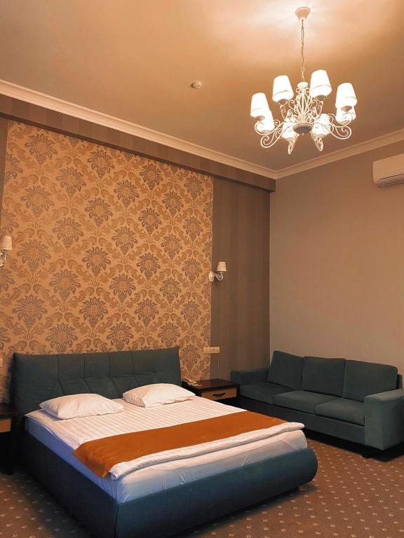 Двухместный (Большой двухместный номер с 1 кроватью) отеля MyLINE relax complex, Астана