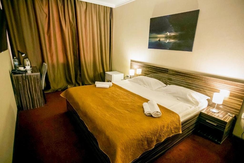 Двухместный (Бюджетный двухместный номер с 1 кроватью или 2 отдельными кроватями) отеля Premier Inn Astana, Астана