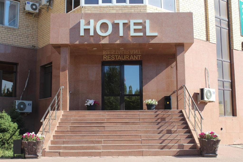 Гостиница Азат, Астана