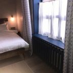 Двухместный (Большой двухместный номер с 1 кроватью), ZOR HOTEL