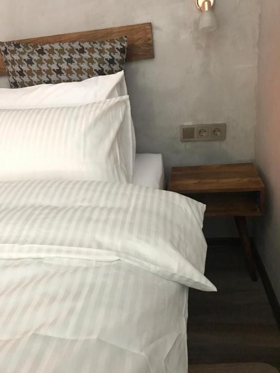 Двухместный (Большой двухместный номер с 1 кроватью), ZOR HOTEL