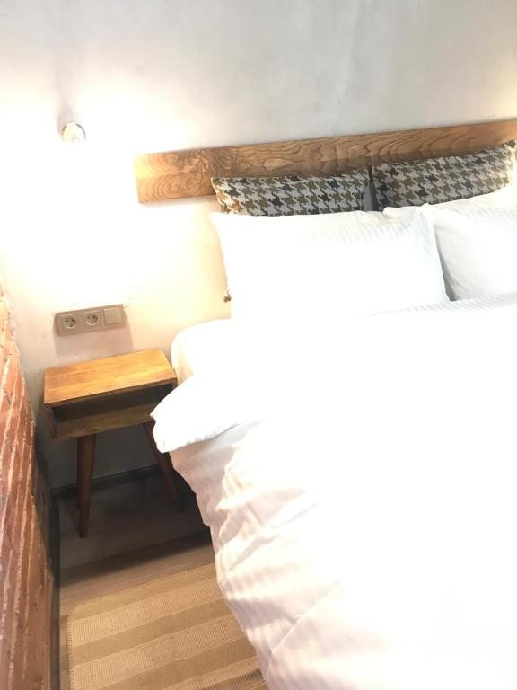 Двухместный (Большой двухместный номер с 1 кроватью), ZOR HOTEL