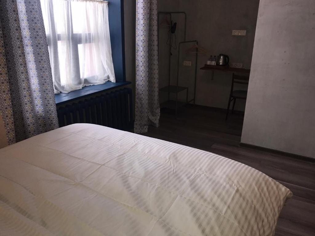 Двухместный (Большой двухместный номер с 1 кроватью), ZOR HOTEL