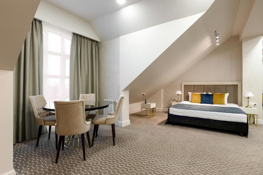 Двухместный (Большой двухместный номер с 1 кроватью или 2 отдельными кроватями) отеля Апарт отель Семашко, Гродно