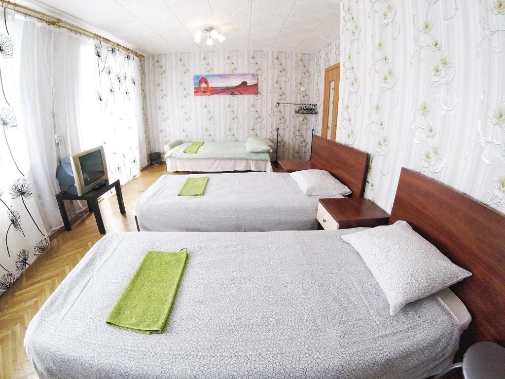 Номер (Односпальная кровать в общем номере с 4 кроватями) гостевого дома Best Aparts, Минск