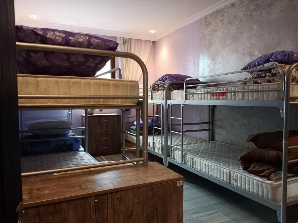 Номер (Кровать в общем 8-местном номере для мужчин и женщин) хостела Batumi Chase dream hostel追梦空间, Батуми