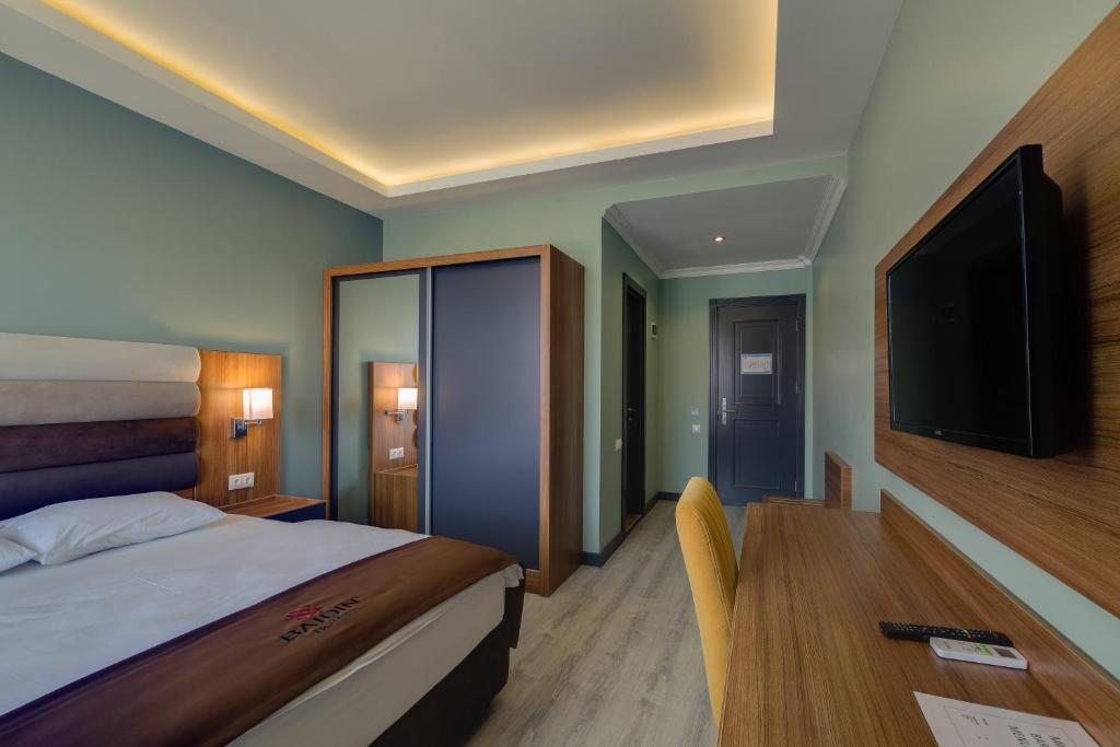 Двухместный (Стандартный двухместный номер с 1 кроватью) отеля City Hotel Batumi, Батуми
