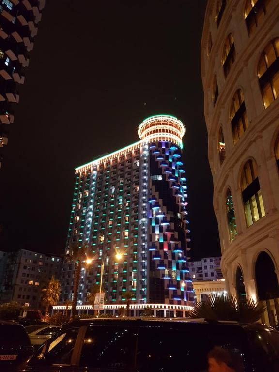 Апартаменты (Апартаменты-студия), Holiday Lux Tower