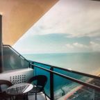 Трехместный (Улучшенный трехместный номер с видом на море), Hotel 36 - ORBI Beach Tower Batumi - 36th floor
