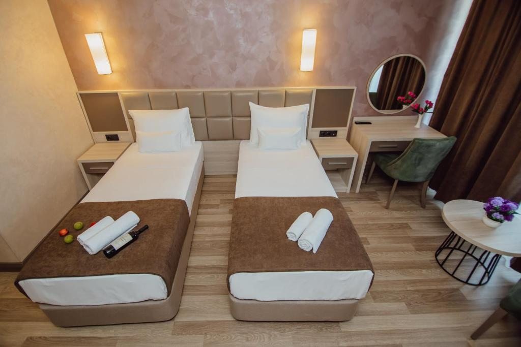 Двухместный (Стандартный двухместный номер с 1 кроватью или 2 отдельными кроватями) отеля Hotel Kanzler, Батуми