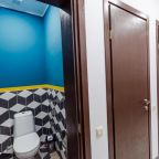 Номер (Кровать в общем 4-местном номере для мужчин и женщин), Komuna Hostel & Hotel