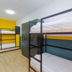 Номер (Кровать в общем 6-местном номере для мужчин и женщин), Komuna Hostel & Hotel