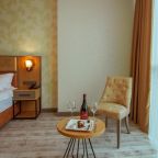 Двухместный (Стандартный двухместный номер с 2 отдельными кроватями), New Wave Hotel