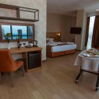 Сьюит (Представительский люкс), New Wave Hotel