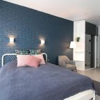 Апартаменты (Апартаменты-студия), Next Orange Apart'Hotel Official