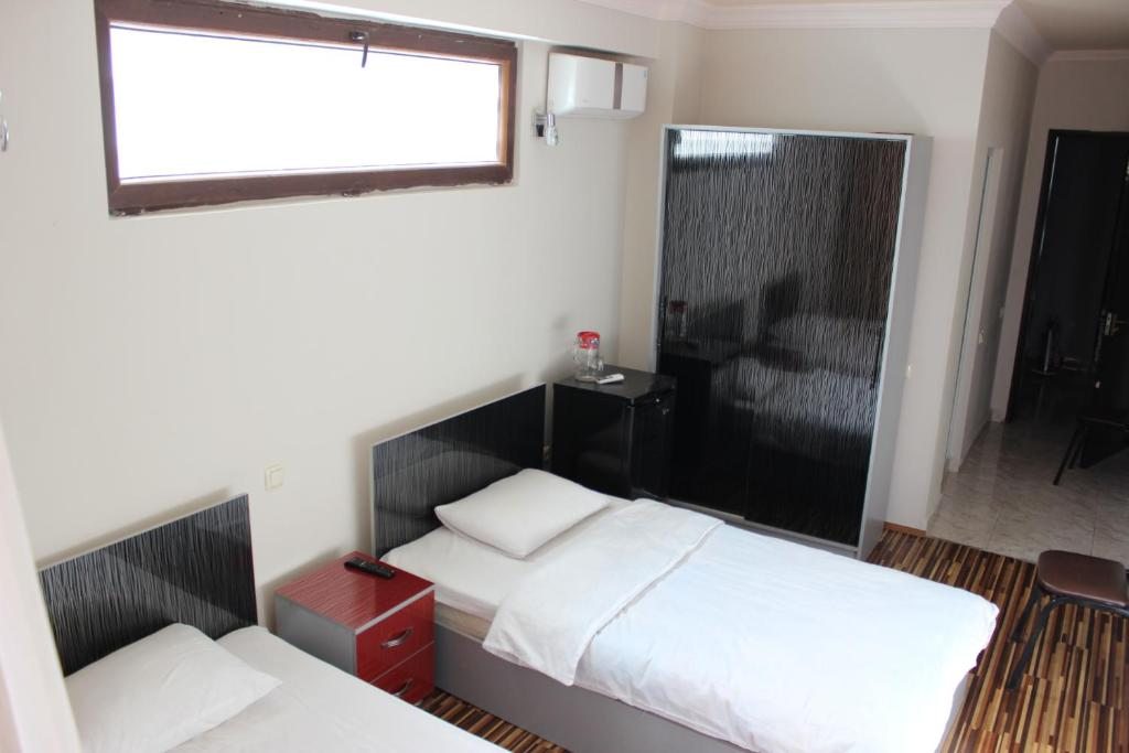 Двухместный (Двухместный номер с 1 кроватью или 2 отдельными кроватями) отеля Дельфин, Батуми
