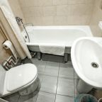 Двухместный (С 2 отдельными кроватями и ванной комнатой), Мини-отель Frisson