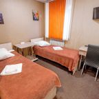 Двухместный (С 2 отдельными кроватями и ванной комнатой), Мини-отель Frisson