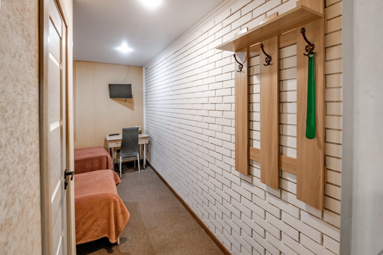 Двухместный (С 2 отдельными кроватями и ванной комнатой), Мини-отель Frisson