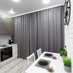 Апартаменты (Апартаменты с 1 спальней), Apartament on Bredova 32