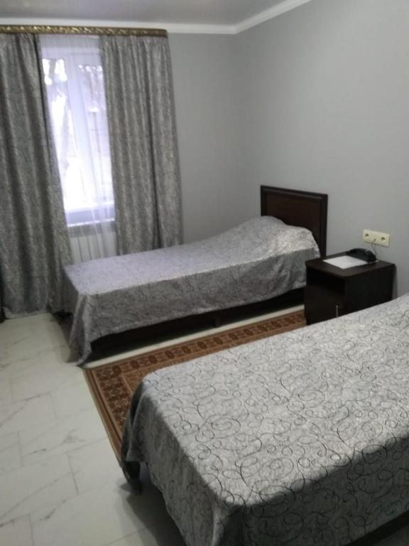 Двухместный (Стандартный двухместный номер с 2 отдельными кроватями) гостиницы Транзит, Армавир