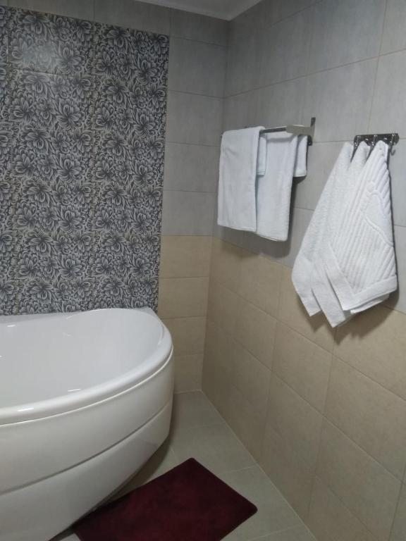 Двухместный (Номер Делюкс с кроватью размера «king-size») гостиницы Транзит, Армавир