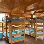 Десятиместный (Спальное место на двухъярусной кровати в общем номере для мужчин), Отель ЯРанга