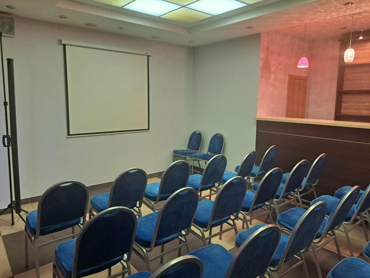 Конференц-зал