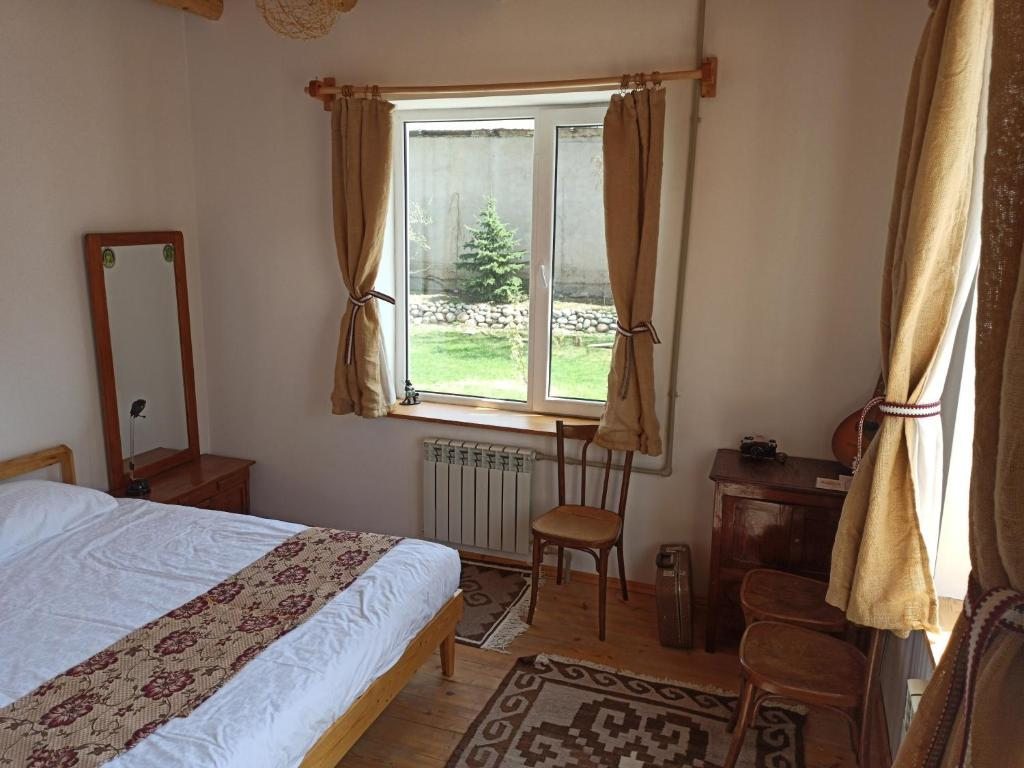Двухместный (Двухместный номер с 1 кроватью) гостевого дома Matsunoki, Каракол (Иссык-Кульская область)