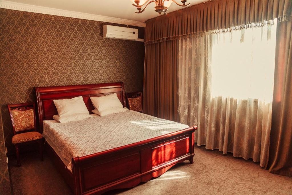 Двухместный (Двухместный номер Делюкс с 1 кроватью или 2 отдельными кроватями) отеля Sultan, Бишкек