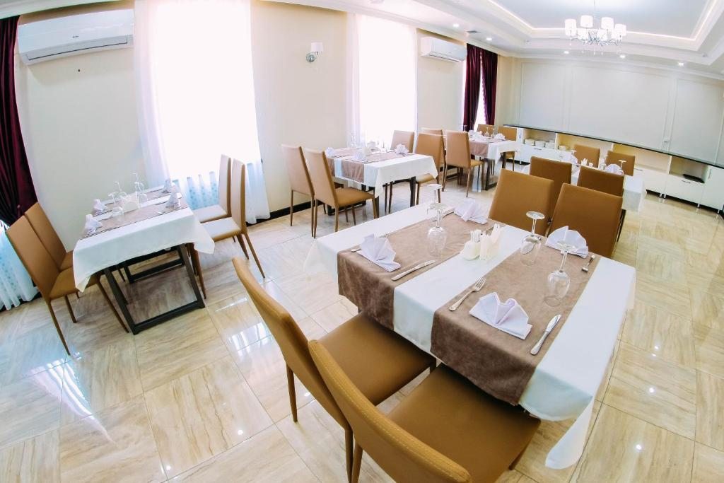 Отель Osh Grand Hotel Chavo. Ave Hotel Ош. Алтай гостиница Ош. Отель Классик Ош.