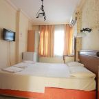 Двухместный (Двухместный номер с 1 кроватью и балконом), Baronessa Apart Hotel