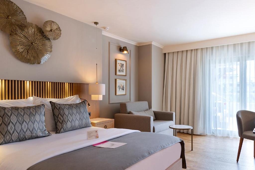 Двухместный (Улучшенный номер, в числе удобств балкон с гидромассажной ванной) отеля Barut Hemera - Ultra All Inclusive, Сиде