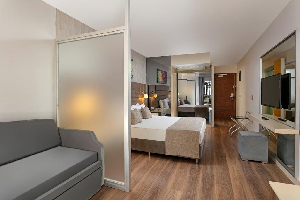 Двухместный (Двухместный номер с 1 кроватью и видом на бассейн), Seven Seas Hotel Blue - Ultra All Inclusive -Ex Otium Hotel Seven Seas-