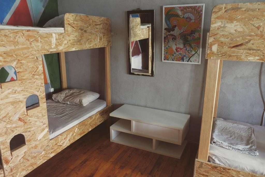 Номер (Спальное место на двухъярусной кровати в общем номере для мужчин и женщин) хостела hostel vague, Анталия