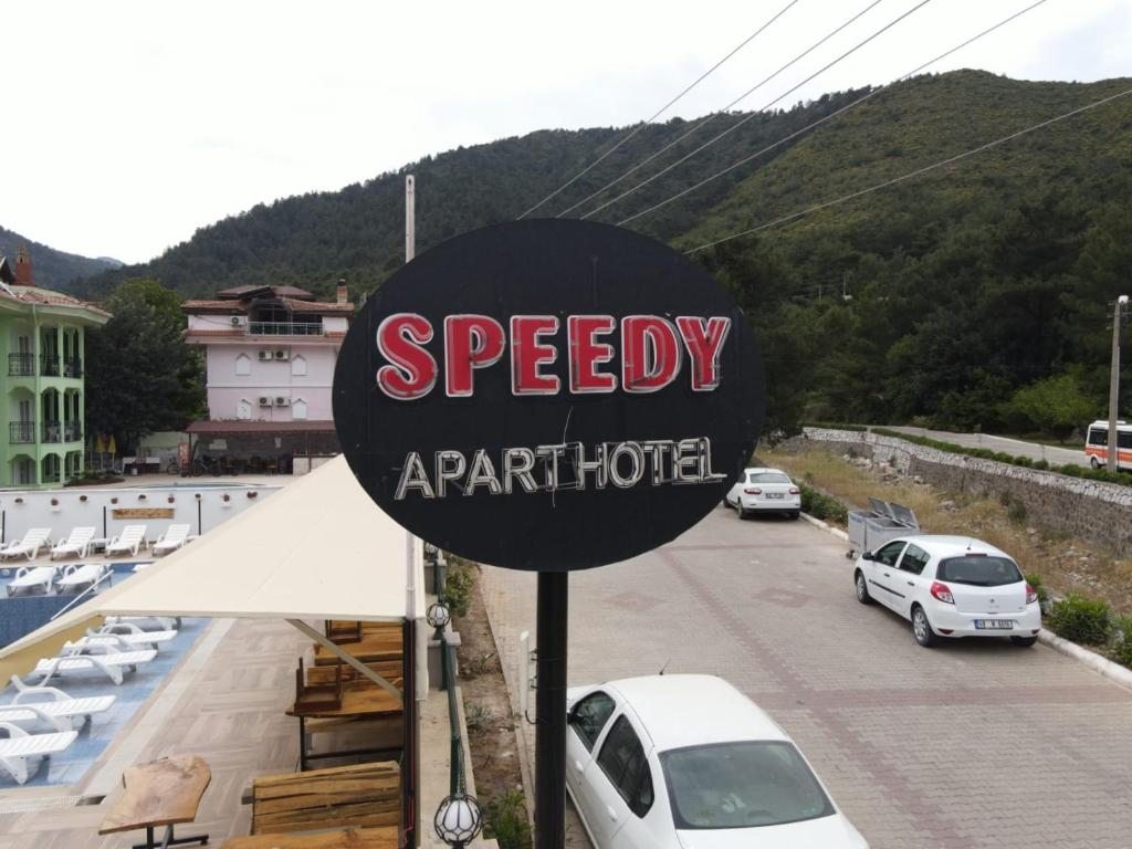 Семейный (Семейный номер с балконом), Speedy Apart Otel