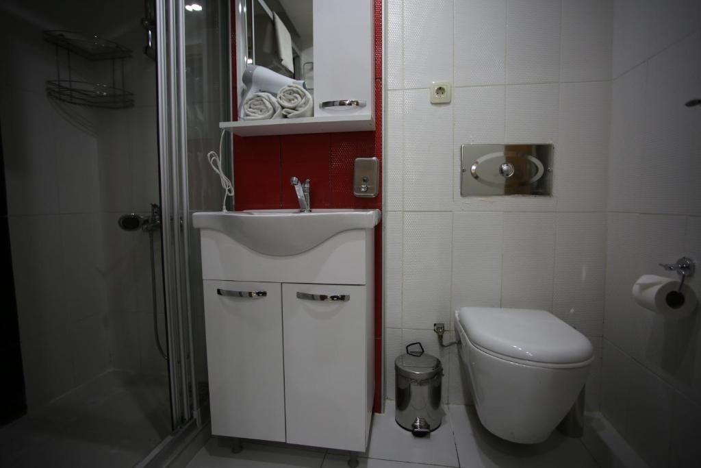 Двухместный (Бюджетный двухместный номер с 1 кроватью) апарт-отеля ArtIst Rooms Suites, Стамбул