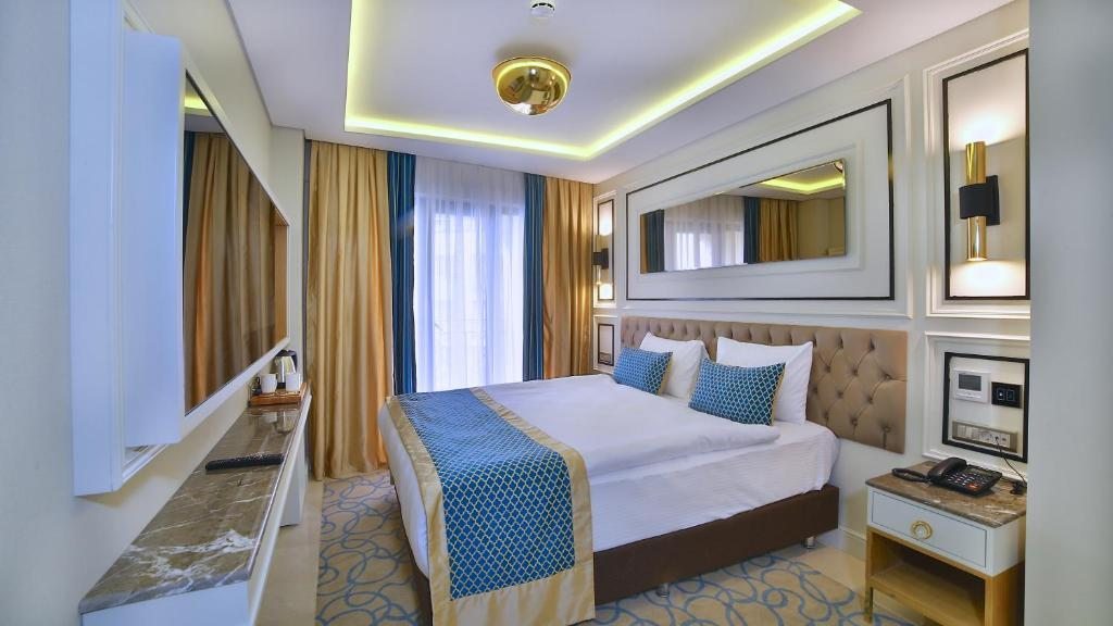 Семейный (2 смежных двухместных номера) отеля Beethoven Premium Hotel, Стамбул