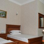 Двухместный (Двухместный номер с 2 отдельными кроватями и душем), Maximum Hotel