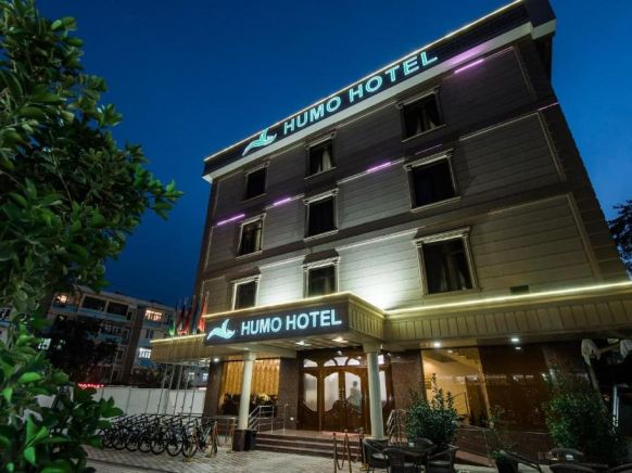 HUMO hotel