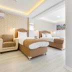 Сьюит (Четырехместный суперлюкс с балконом, вид на море.), BLUE MARMARA SUITES