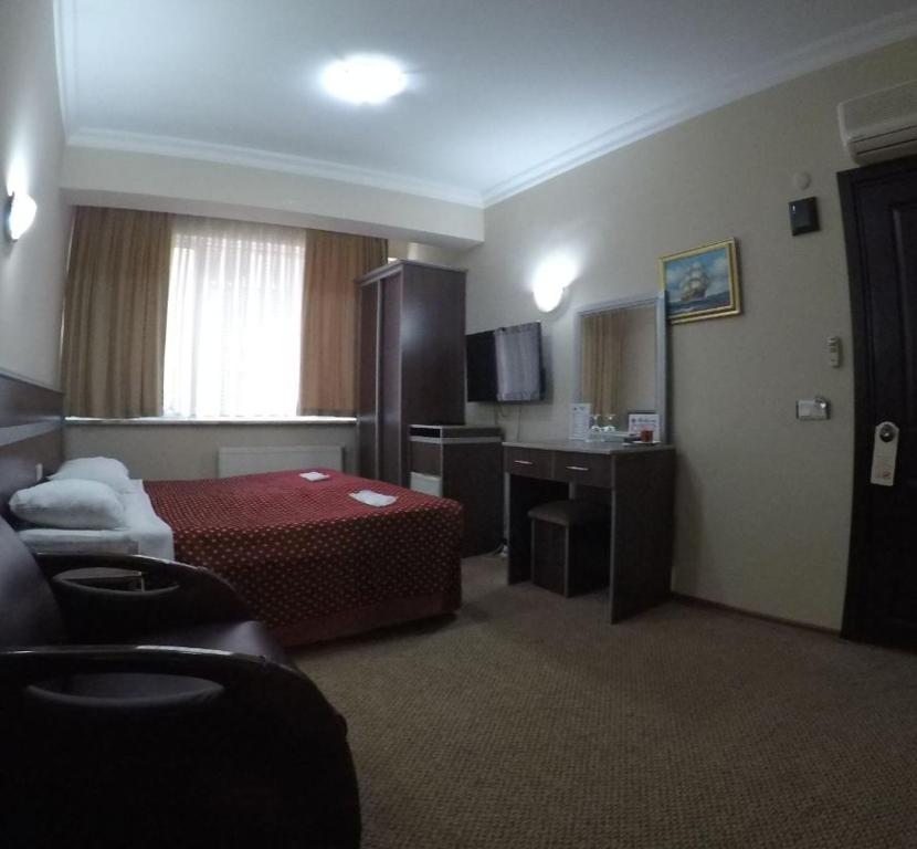 Двухместный (Двухместный номер с 1 кроватью или 2 отдельными кроватями и собственной ванной комнатой), Blue Sea Hotel