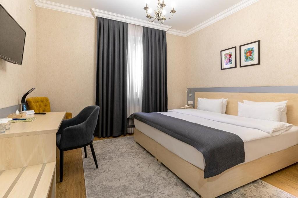 Двухместный (Номер с кроватью размера «king-size») отеля Navruz Hotel, Ташкент