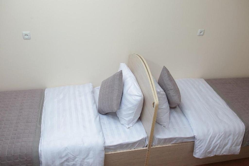 Номер (Кровать в общем номере для мужчин с 4 кроватями) хостела Paradise inn, Ташкент