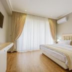 Двухместный (Двухместный номер Делюкс с 1 кроватью), SATO HOTEL