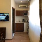 Студио (Улучшенный номер-студио), Capricorn by Otantik Suites