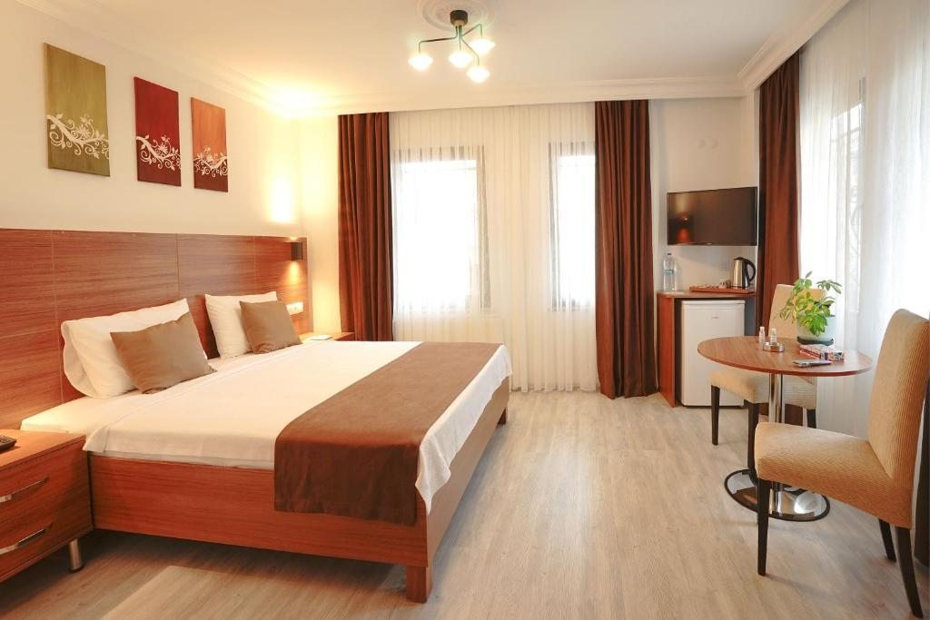 Двухместный (Улучшенный двухместный номер с 1 кроватью) отеля Class Hotel Bosphorus, Стамбул